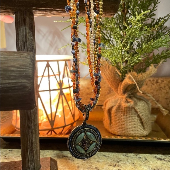 ♥️2/$15 Boho Pemdant Necklace - Picture 4 of 6
